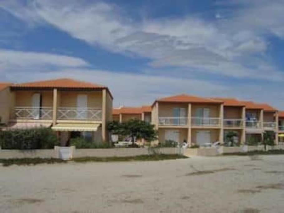 Villa Face A La Mer Sur Le Sable 8 Clim A L'Etage Le Barcarès Buitenkant foto