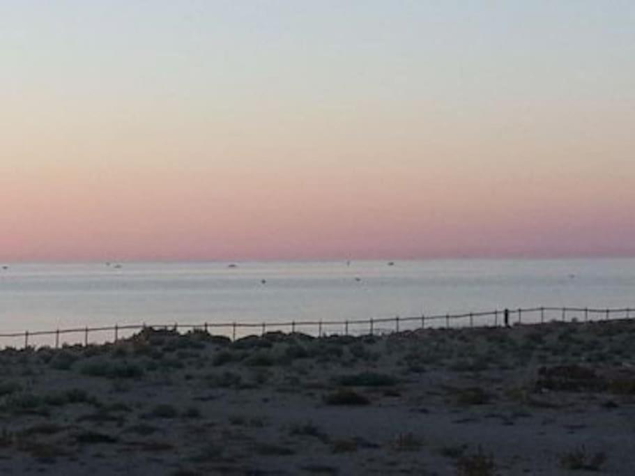 Villa Face A La Mer Sur Le Sable 8 Clim A L'Etage Le Barcarès Buitenkant foto