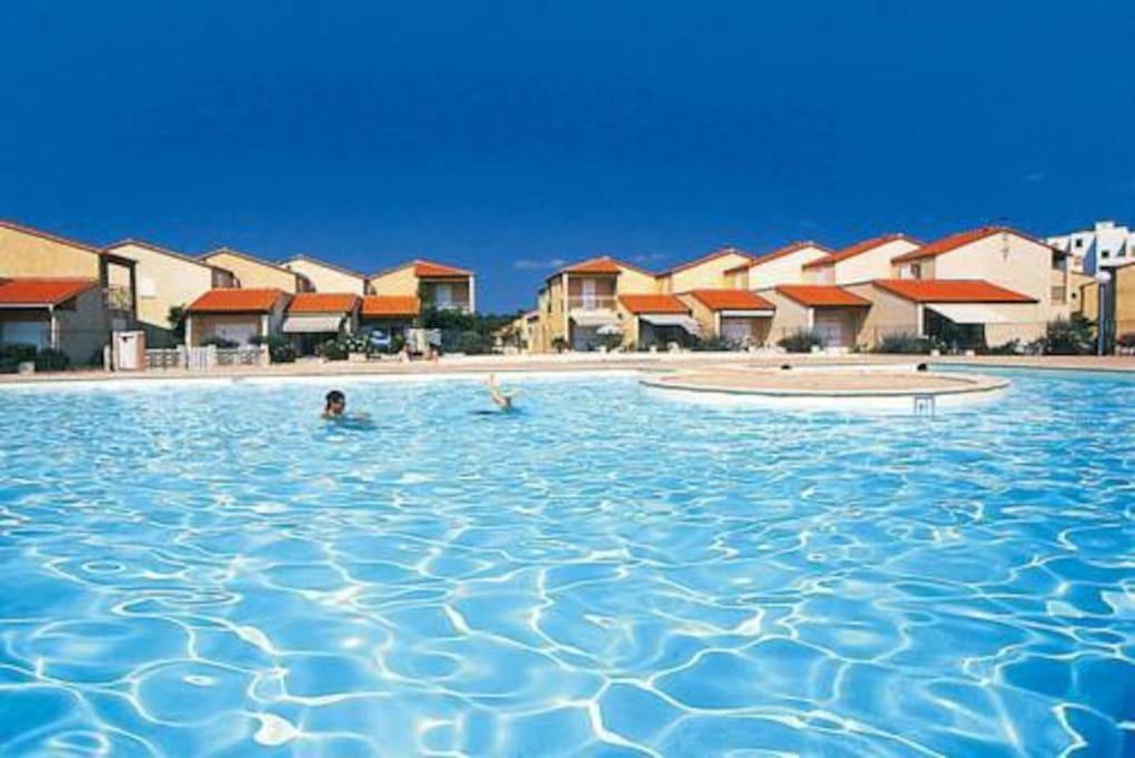 Villa Face A La Mer Sur Le Sable 8 Clim A L'Etage Le Barcarès Buitenkant foto