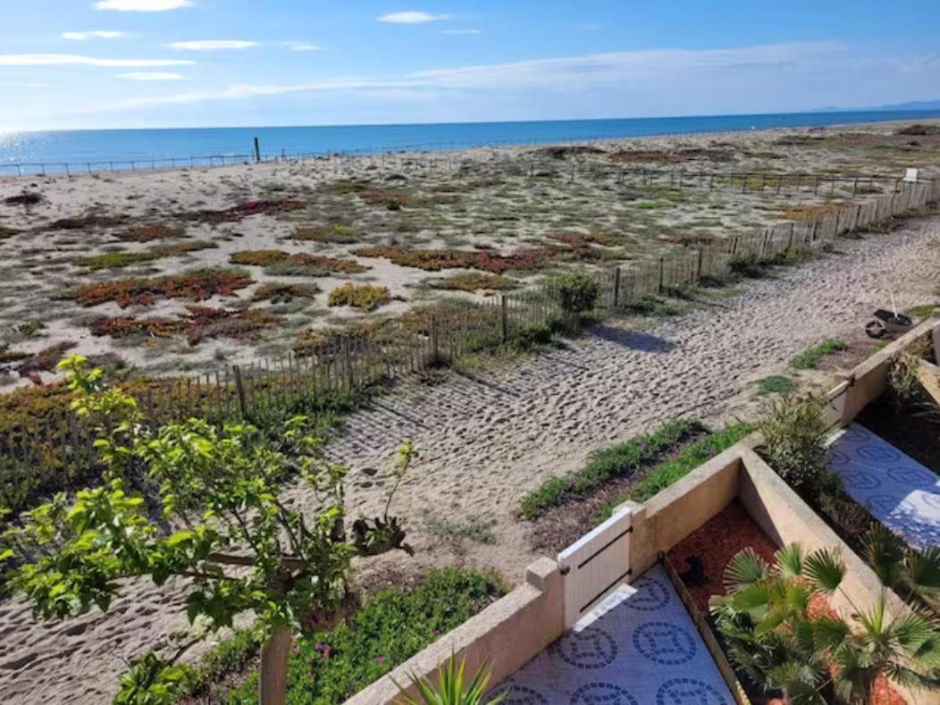 Villa Face A La Mer Sur Le Sable 8 Clim A L'Etage Le Barcarès Buitenkant foto